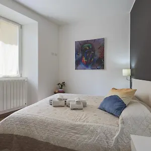 Anita's Apartment